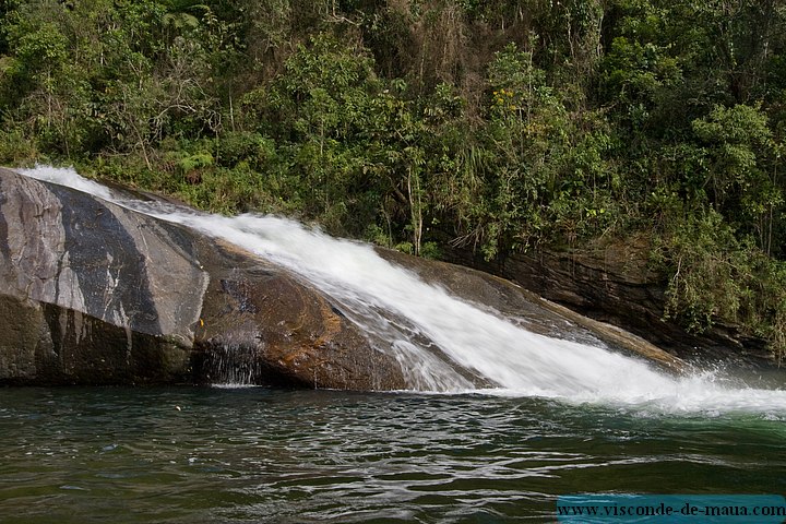 Cachoeira_escorrega_Maua_Maromba5120.jpg Cachoeira do Escorrega, mais fotos