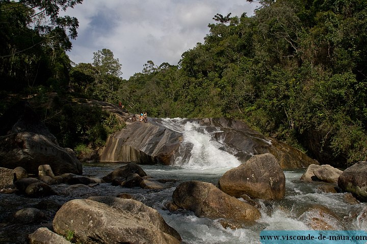Cachoeira_escorrega_Maua_Maromba5133.jpg Cachoeira do Escorrega, mais fotos
