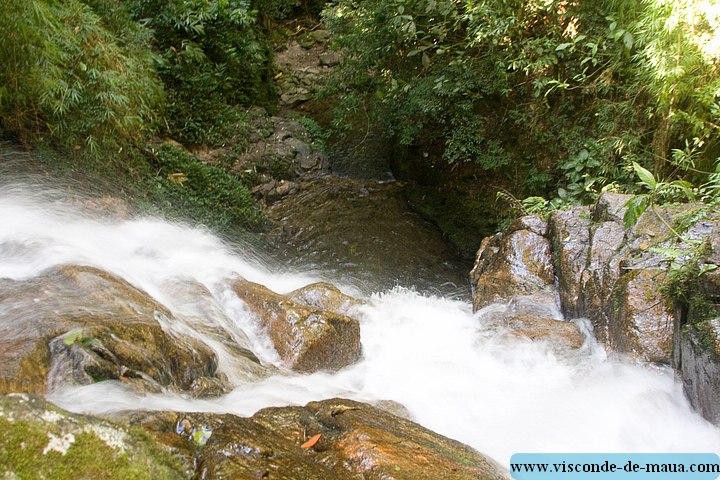 Cachoeira_Santuario_Visconde_Maua-1057.jpg (126 KB)