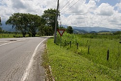 ViscondeMauaEstradaPenedo4288.jpg(107 KB)