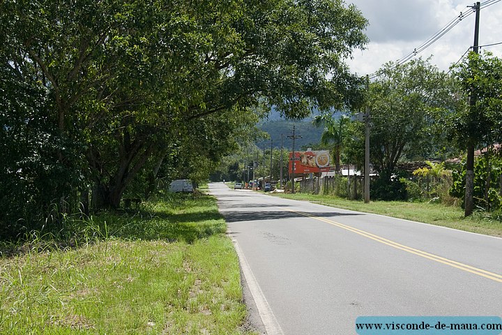 ViscondeMauaEstradaPenedo4306.jpg (127 KB)