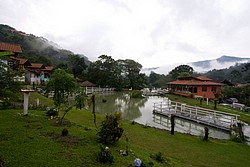 Chales_Lago_Maua-4707.jpg(76.4 KB)