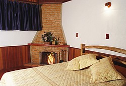 Interior_chales_1.jpg(80.5 KB)