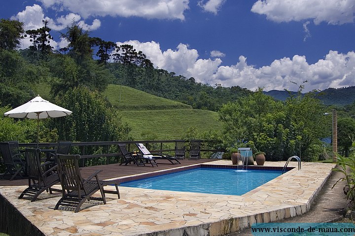 Piscina 01.jpg Pousada Rio dos Cristais