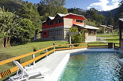 Piscina_Maua_005.jpg(143 KB)