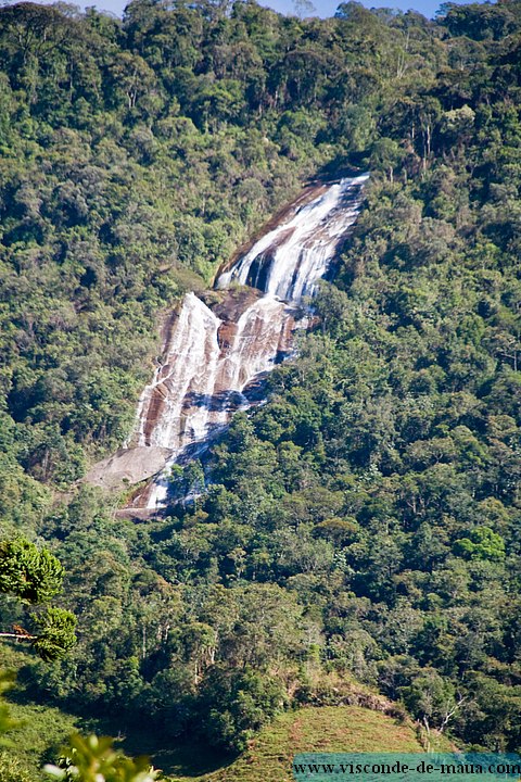 Cachoeira_Alcantilado_Vale_Flores4383.jpg (150 KB)