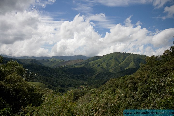 Cachoeira_Alcantilado_Vale_Flores4442.jpg (76.1 KB)