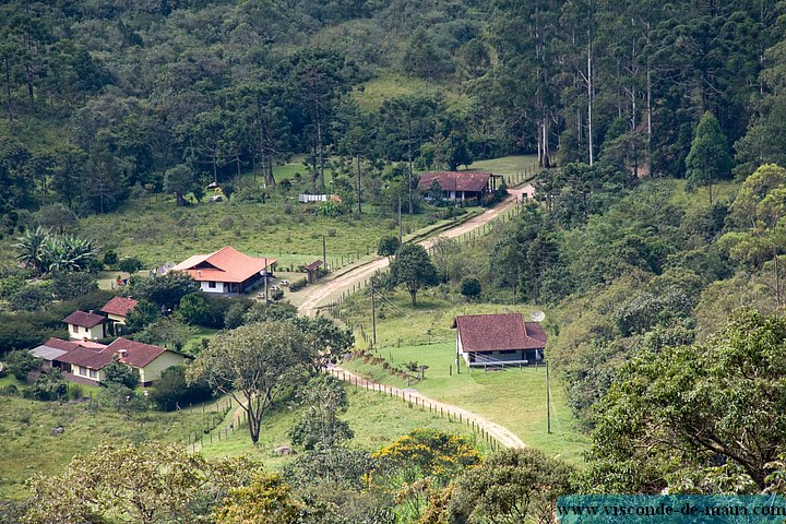 Cachoeira_Alcantilado_Vale_Flores4450.jpg (142 KB)