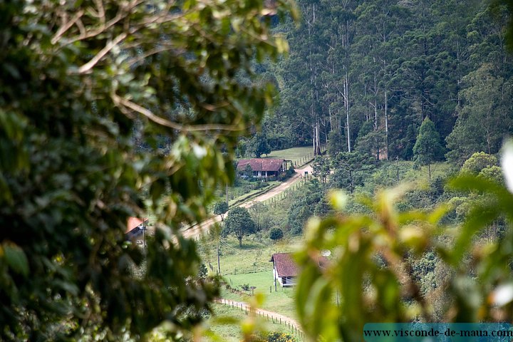 Cachoeira_Alcantilado_Vale_Flores4457.jpg (96.2 KB)