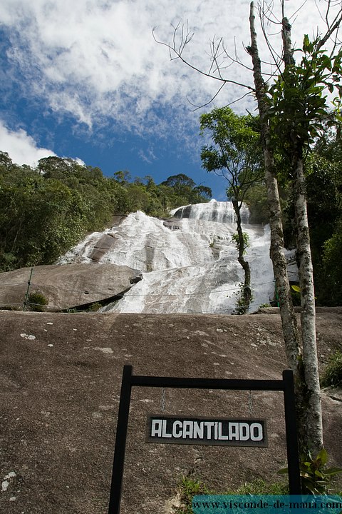 Cachoeira_Alcantilado_Vale_Flores4462.jpg (112 KB)