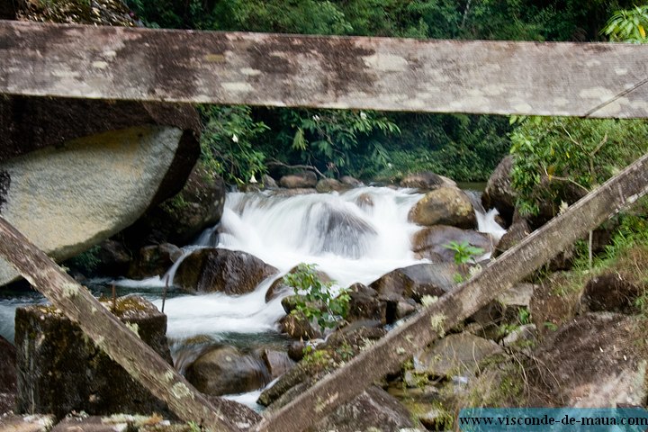 cachoeira_toca_da_raposa5205.jpg (105 KB)