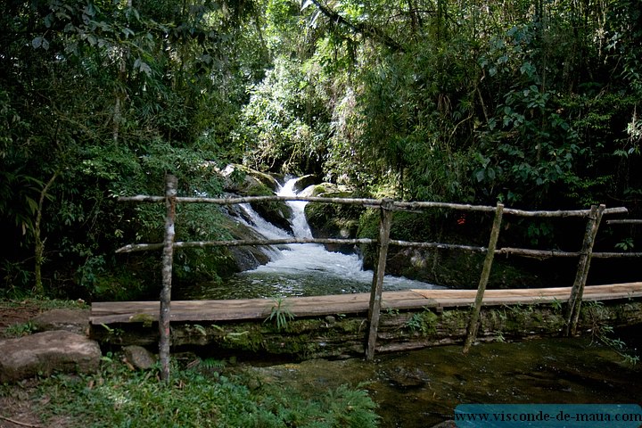 cachoeira_toca_da_raposa5214.jpg (123 KB)