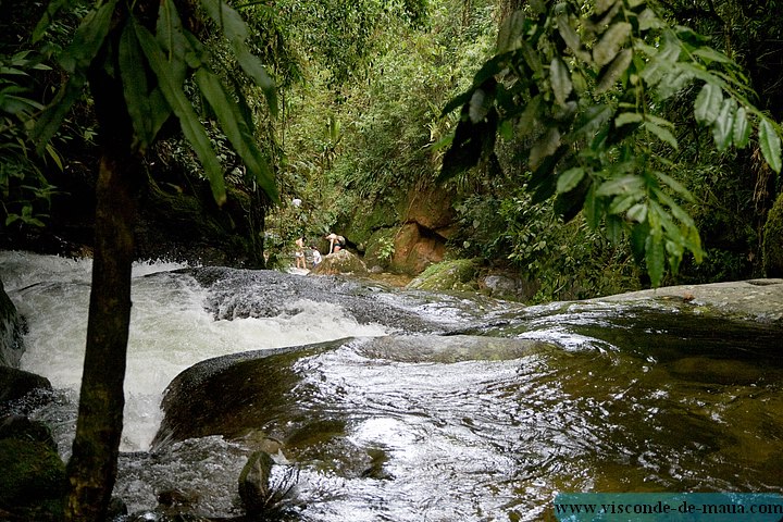 cachoeira_toca_da_raposa5267.jpg (128 KB)