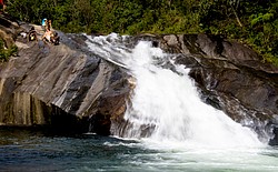 Cachoeira_escorrega_Maua_Maromba5130-4.jpg Cachoeira do Escorrega, mais fotos