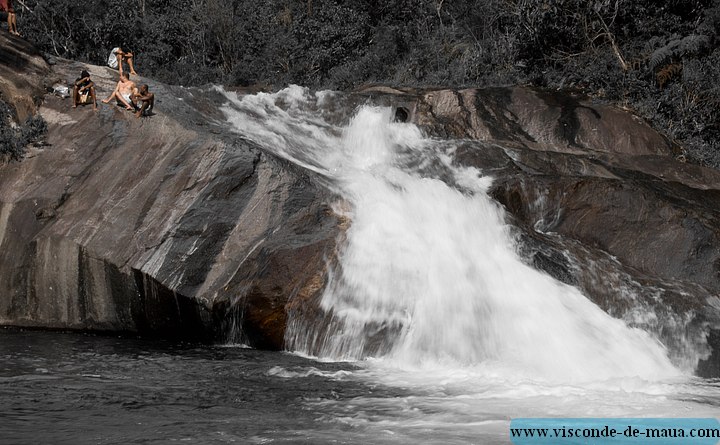 Cachoeira_escorrega_Maua_Maromba5130-2.jpg Cachoeira do Escorrega, mais fotos