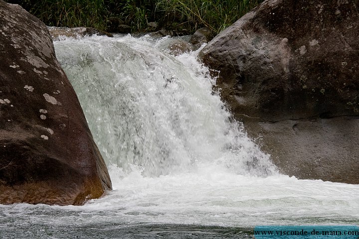 Pocao_Maromba_Cachoeira5220.jpg (97.2 KB)