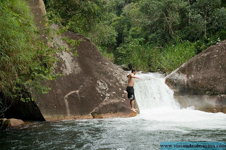 Pocao_Maromba_Cachoeira5266.jpg (116 KB)