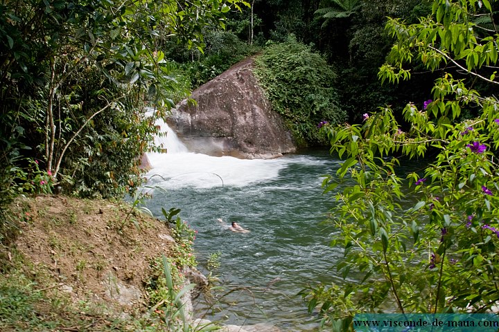 Cachoeira_Pocao_Maromba_Cachoeira5212.jpg (144 KB)