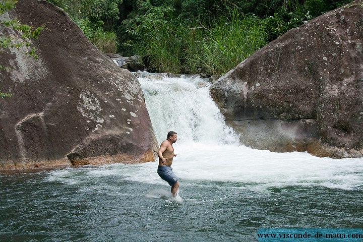 Pocao_Maromba_Cachoeira5246.jpg (114 KB)