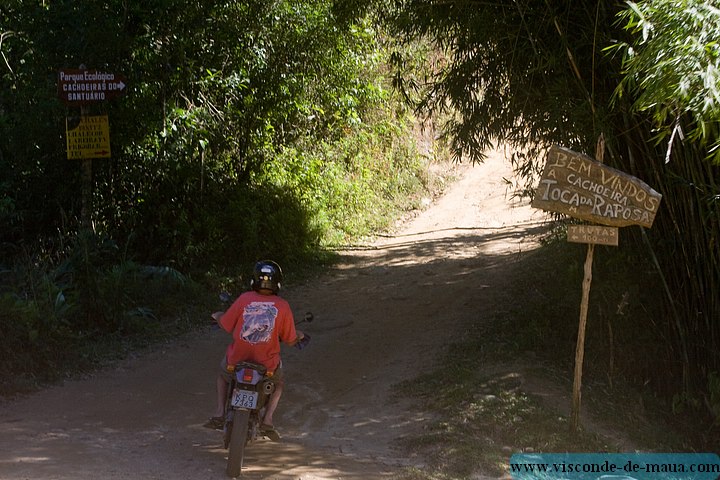 Cachoeira_Santuario_Visconde_Maua-0957.jpg (110 KB)