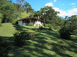 Sitio_Vale_Pavao004.jpg(109 KB)